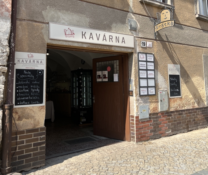 Vrátka - Kavárna v pohybu
