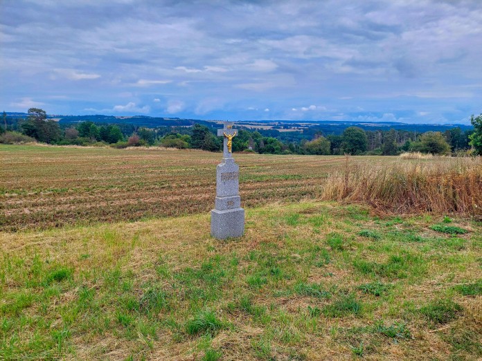 Cesta do údolí Oslavy