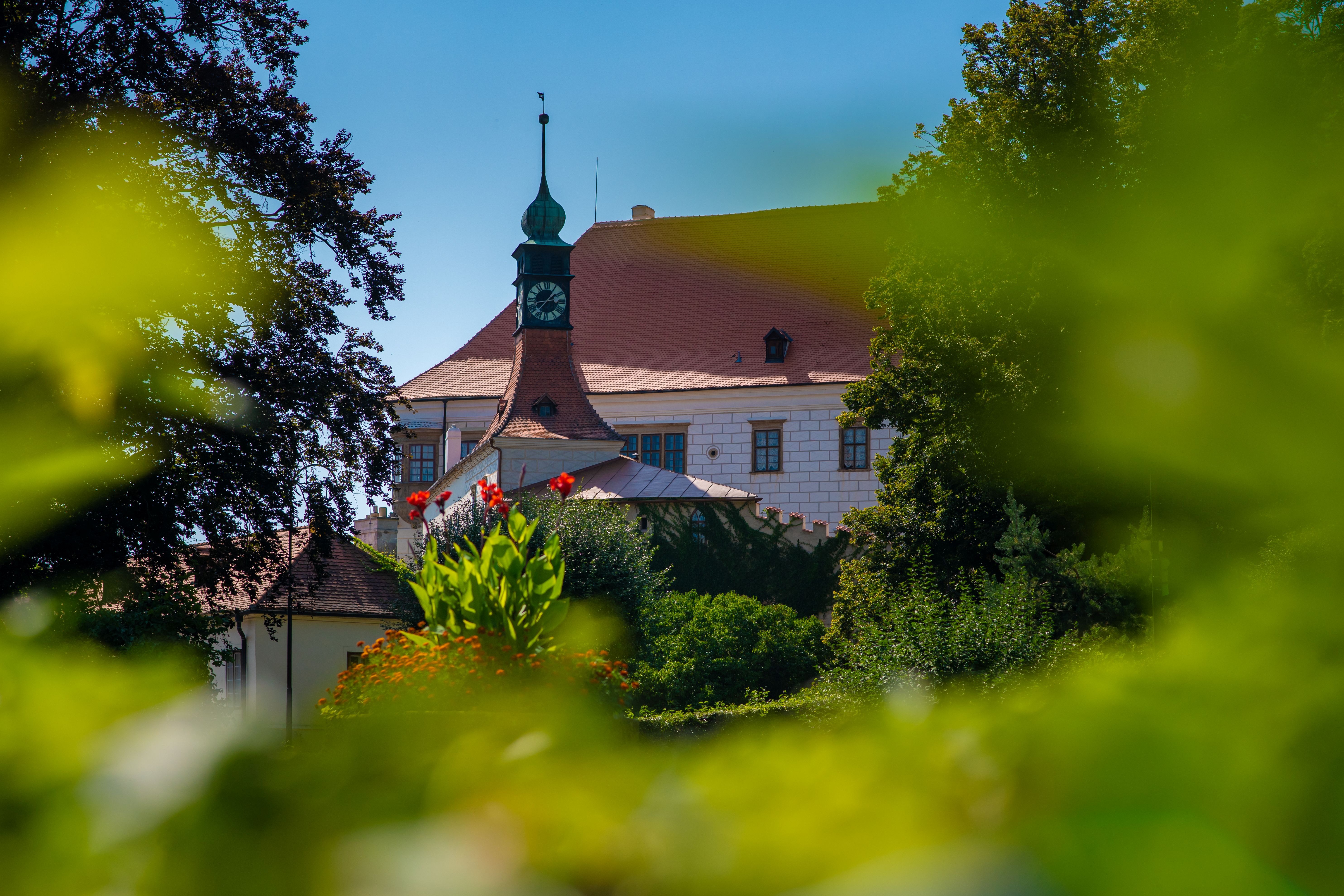 Do Hradozámecké noci se zapojí zámky v Náměšti nad Oslavou a v Jaroměřicích nad Rokytnou. Foto Jakub Mertl. Do Hradozámecké noci se zapojí zámky v Náměšti nad Oslavou a v Jaroměřicích nad Rokytnou. Foto Jakub Mertl.
