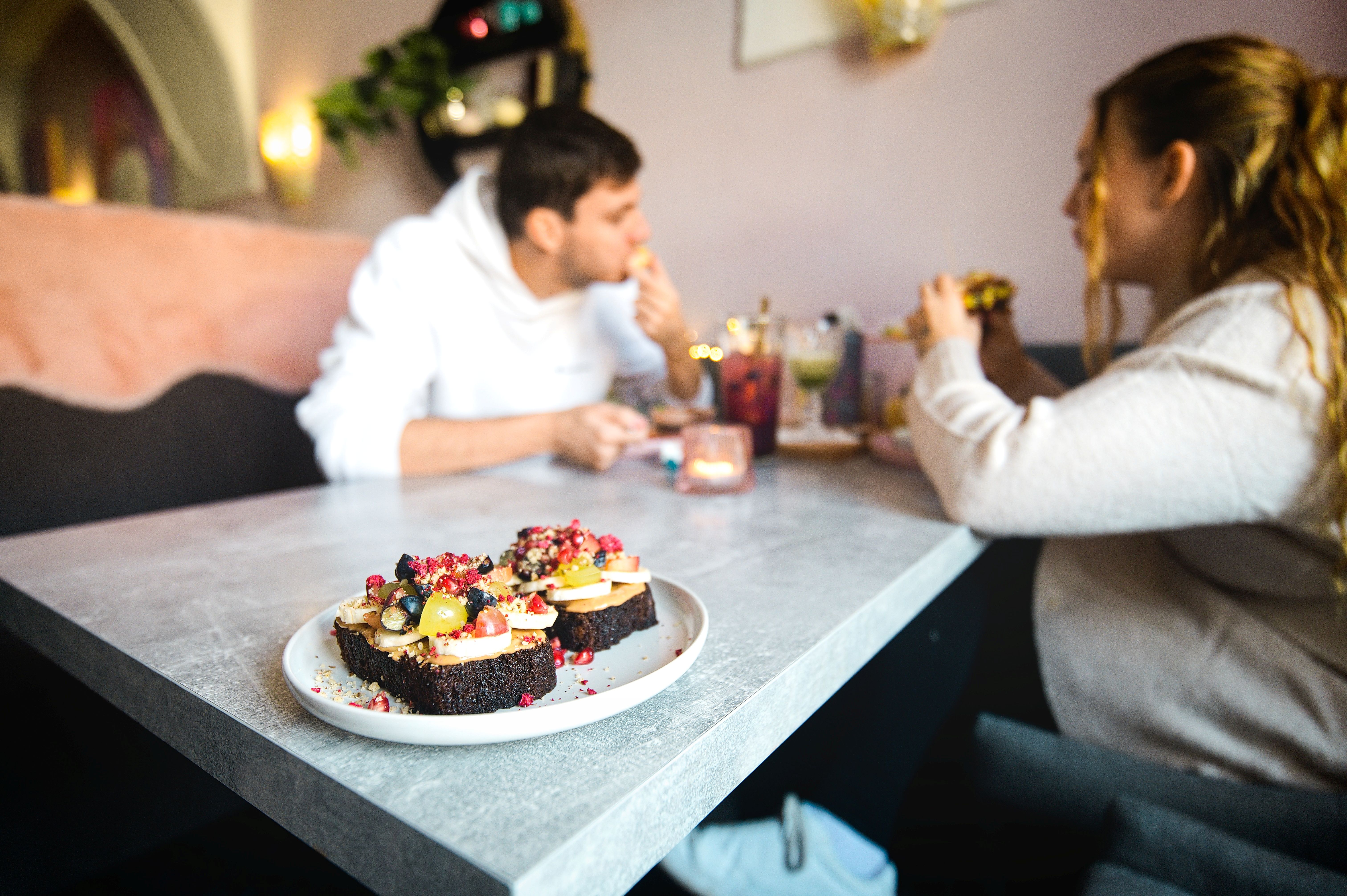 Vyhlášené Bistro Obývák najdete v Třebíči na Karlově náměstí. Foto Vít Bláha. Vyhlášené Bistro Obývák najdete v Třebíči na Karlově náměstí. Foto Vít Bláha.