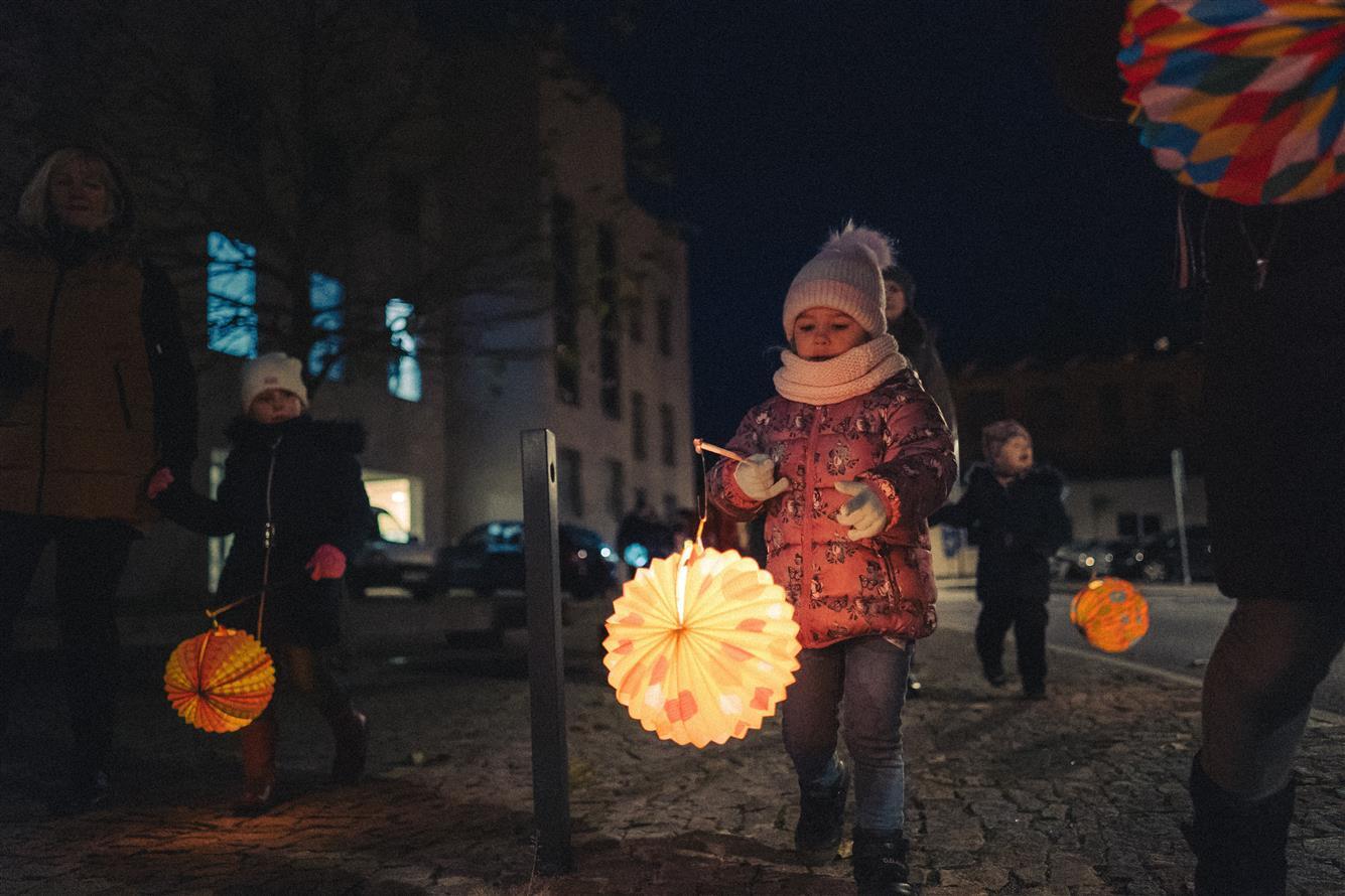 Připomínku 17. listopadu doprovodí v Třebíči nebo v Moravských Budějovicích lampionové průvody.